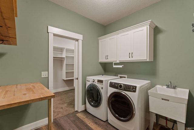56070 Dana Drive, Bristol, IN 46507