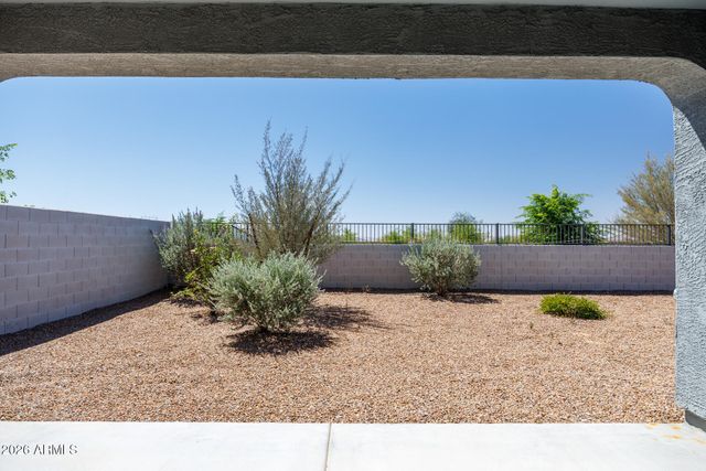 1075 W AVALON CANYON Drive, Casa Grande, AZ 85122