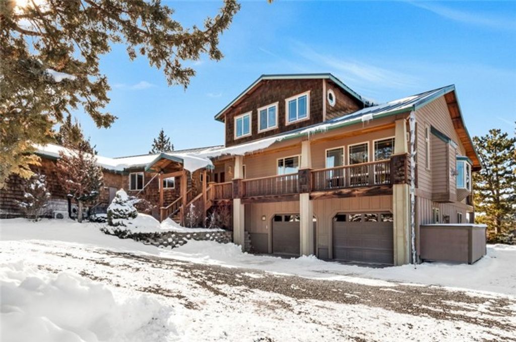 22122 Rickard Road, Outside Area (outside Ca), OR 97702