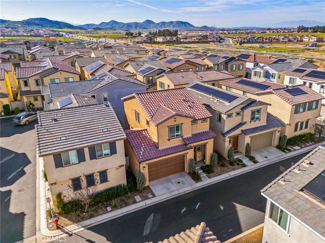 29375 Tourmaline, Winchester, CA 92596