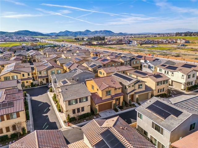 29375 Tourmaline, Winchester, CA 92596