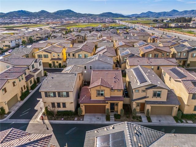 29375 Tourmaline, Winchester, CA 92596