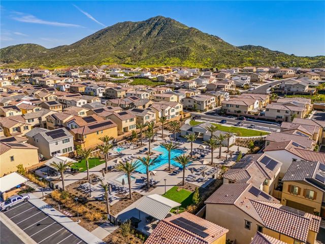 29375 Tourmaline, Winchester, CA 92596