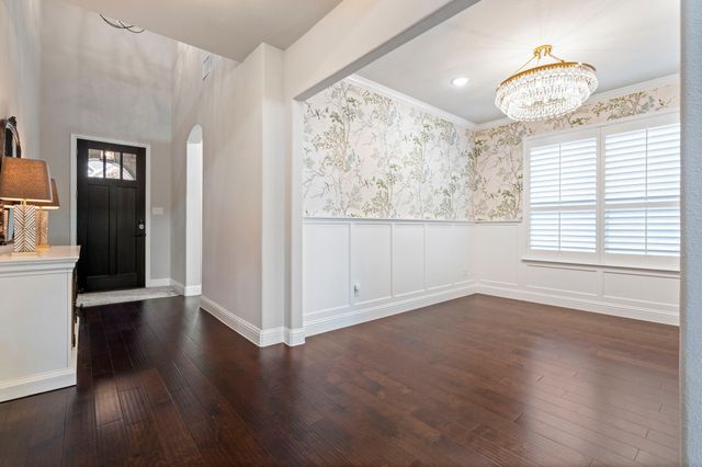 8236 Bristlegrass Way, Dallas, TX 75252