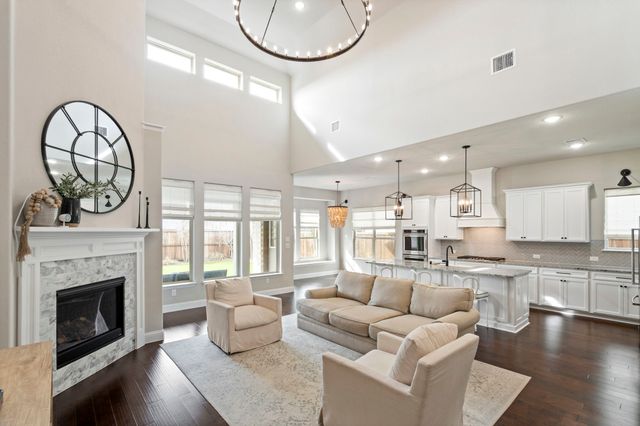 8236 Bristlegrass Way, Dallas, TX 75252