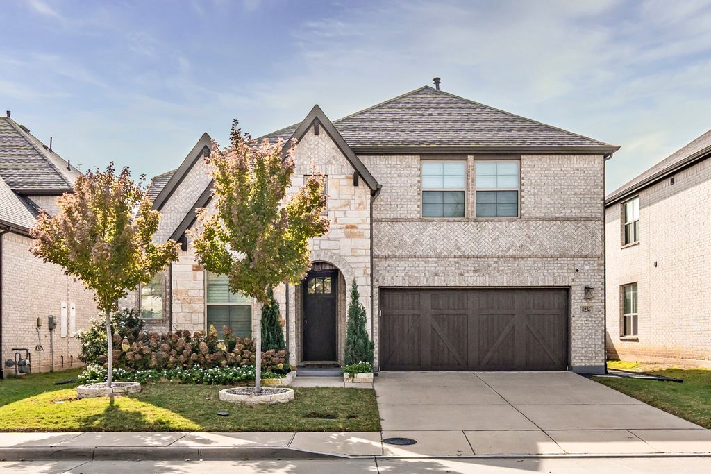 8236 Bristlegrass Way, Dallas, TX 75252