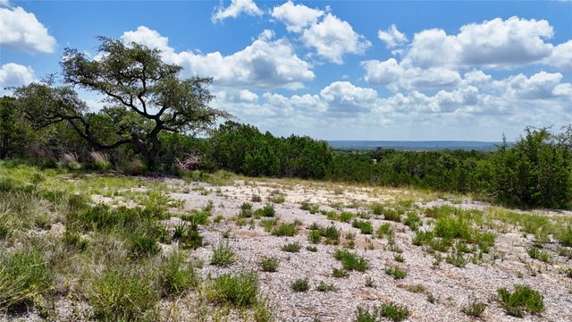 19614 Boggy Ford RD, Lago Vista, TX 78645