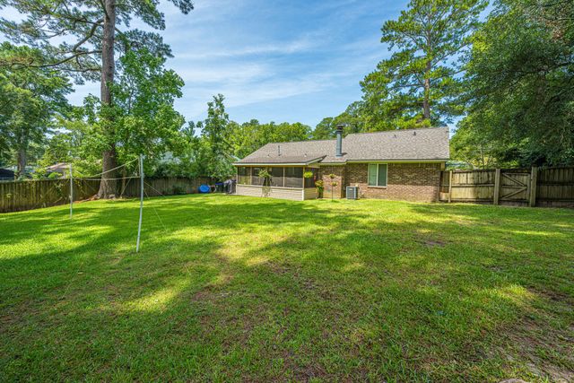 126 Wanda Drive, Summerville, SC 29485