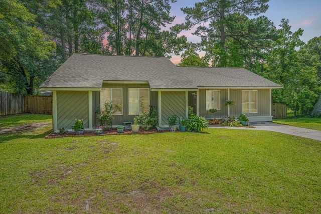 126 Wanda Drive, Summerville, SC 29485