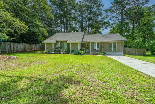 126 Wanda Drive, Summerville, SC 29485