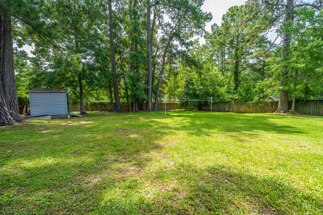 126 Wanda Drive, Summerville, SC 29485