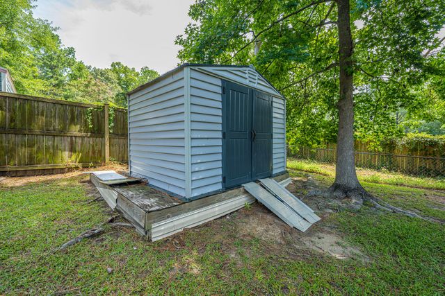 126 Wanda Drive, Summerville, SC 29485