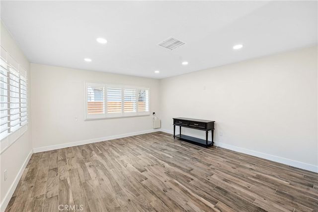 6290 California Avenue C, Long Beach, CA 90805