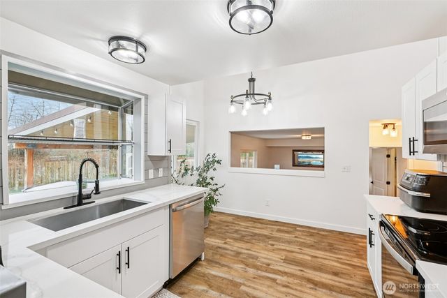 111 Chinook Avenue, Enumclaw, WA 98022