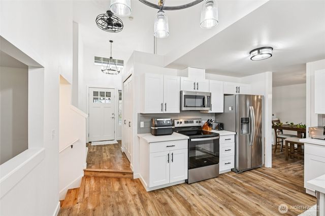 111 Chinook Avenue, Enumclaw, WA 98022