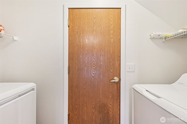 111 Chinook Avenue, Enumclaw, WA 98022