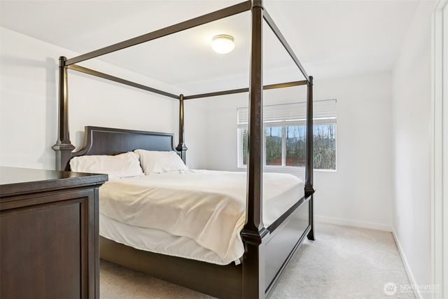 111 Chinook Avenue, Enumclaw, WA 98022