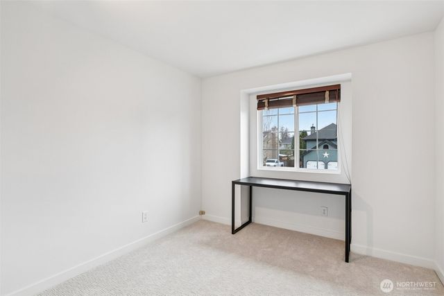 111 Chinook Avenue, Enumclaw, WA 98022