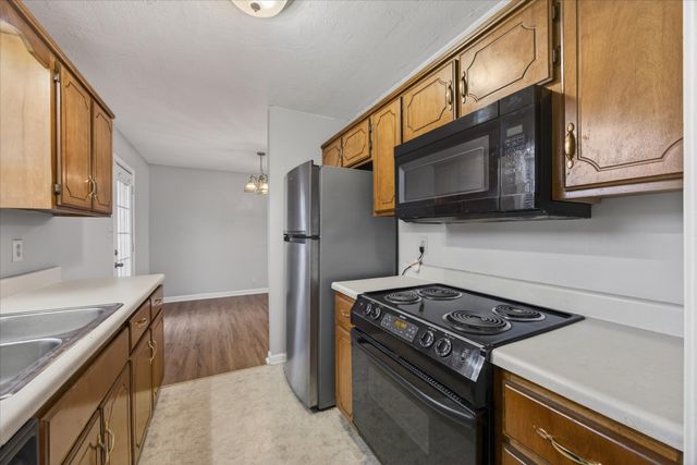 3266 Tabby Dr, Clarksville, TN 37042