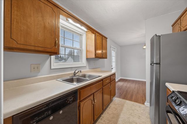 3266 Tabby Dr, Clarksville, TN 37042