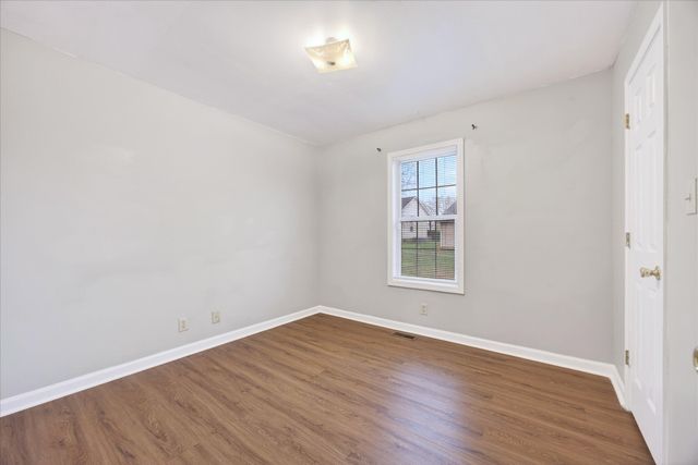 3266 Tabby Dr, Clarksville, TN 37042