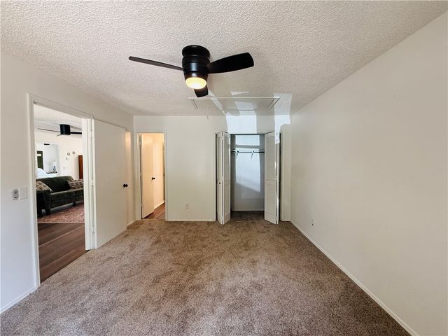 4 Chandler Lane, Bella Vista, AR 72715