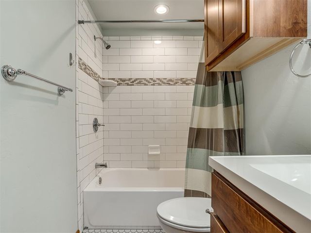 4701 N Peniel Avenue, Bethany, OK 73008