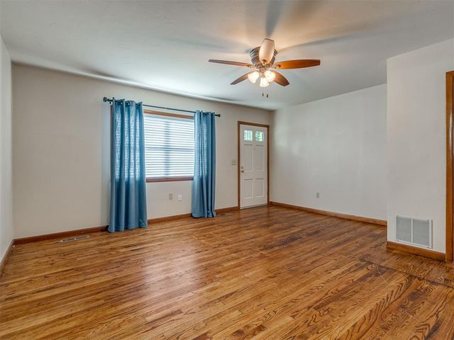 4701 N Peniel Avenue, Bethany, OK 73008
