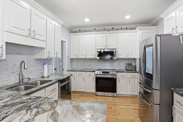 5043 Spaniel Drive, North Charleston, SC 29405