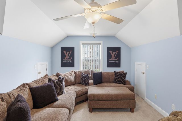 5043 Spaniel Drive, North Charleston, SC 29405