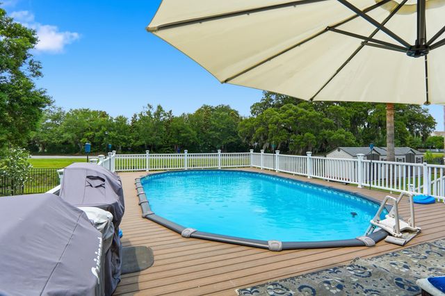 5043 Spaniel Drive, North Charleston, SC 29405