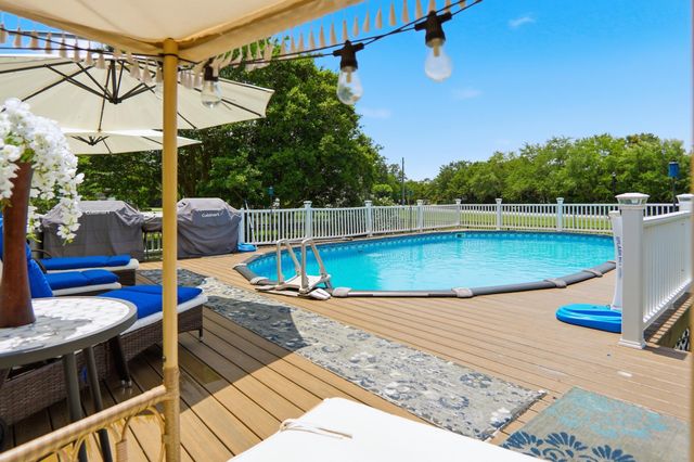 5043 Spaniel Drive, North Charleston, SC 29405