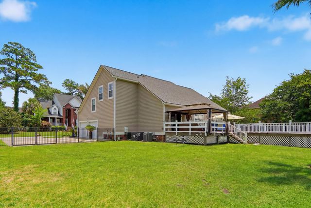 5043 Spaniel Drive, North Charleston, SC 29405