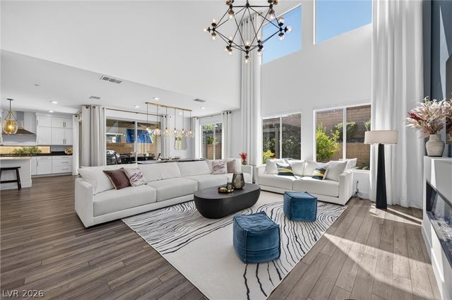 10005 Birch Knoll Avenue, Las Vegas, NV 89166