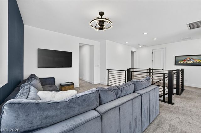 10005 Birch Knoll Avenue, Las Vegas, NV 89166