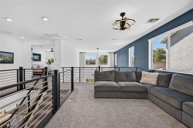10005 Birch Knoll Avenue, Las Vegas, NV 89166