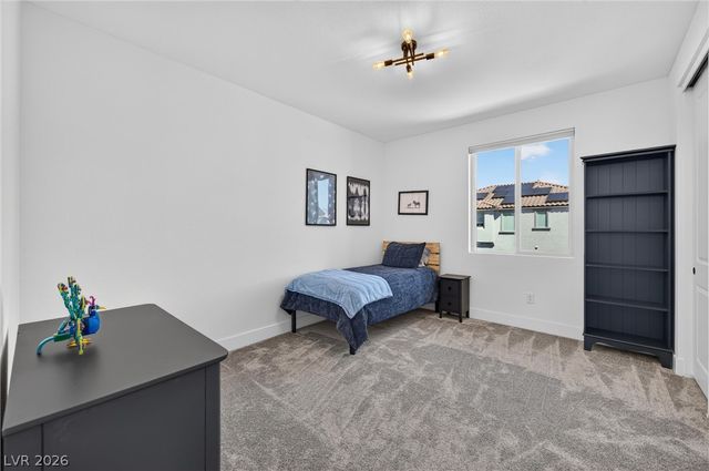 10005 Birch Knoll Avenue, Las Vegas, NV 89166