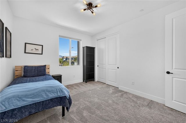 10005 Birch Knoll Avenue, Las Vegas, NV 89166