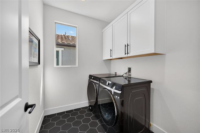 10005 Birch Knoll Avenue, Las Vegas, NV 89166