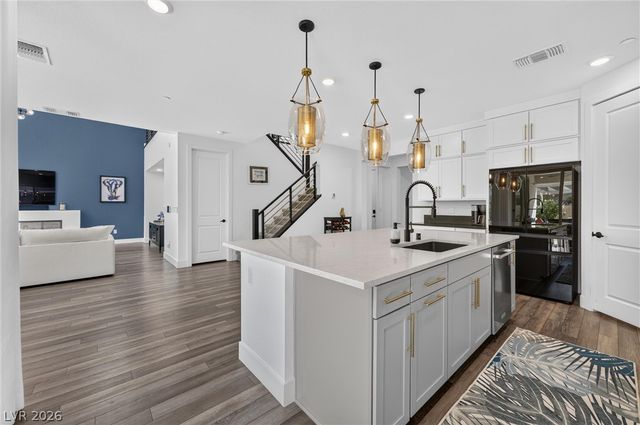 10005 Birch Knoll Avenue, Las Vegas, NV 89166