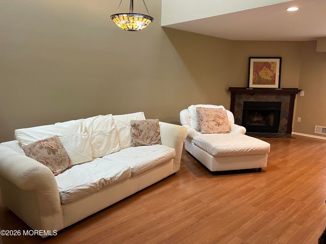 28 Spring Court, Tinton Falls, NJ 07724