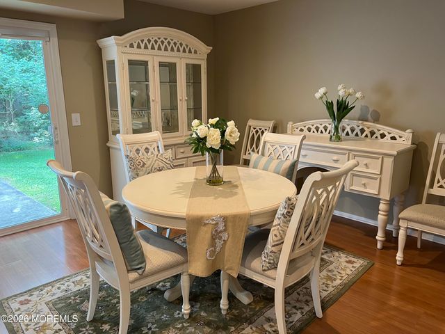 28 Spring Court, Tinton Falls, NJ 07724