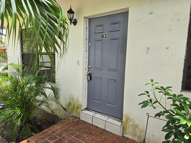 807 W Las Olas Boulevard 807-819, Fort Lauderdale, FL 33312