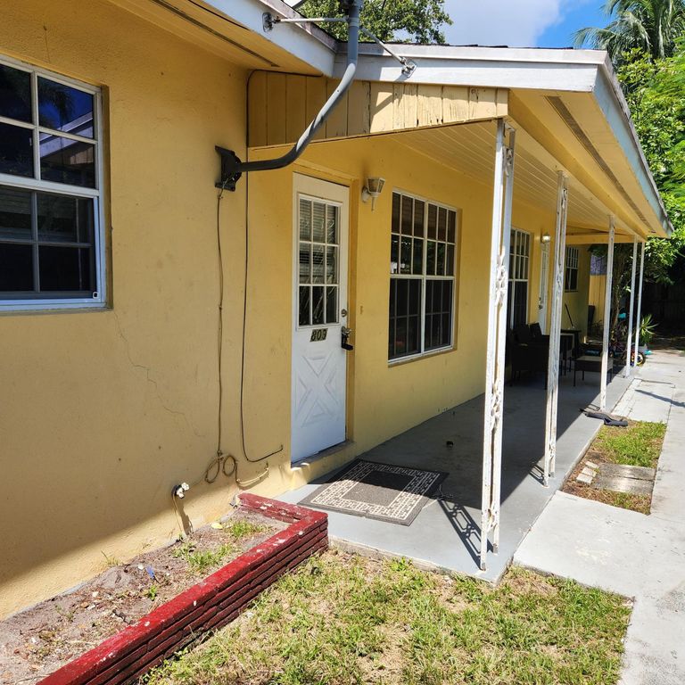 807 W Las Olas Boulevard 807-819, Fort Lauderdale, FL 33312