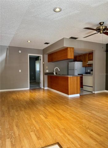 4506 S OAK DRIVE S42, Tampa, FL 33611