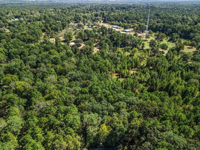 248 S State Highway 42, Henderson, TX 75654