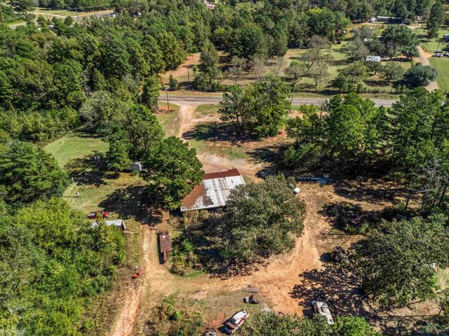 248 S State Highway 42, Henderson, TX 75654