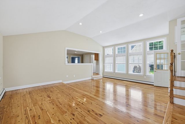 9 Northville Ave, East Bridgewater, MA 02333