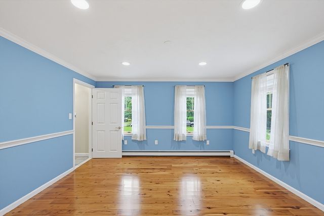 9 Northville Ave, East Bridgewater, MA 02333