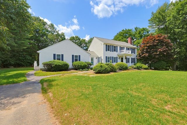 9 Northville Ave, East Bridgewater, MA 02333
